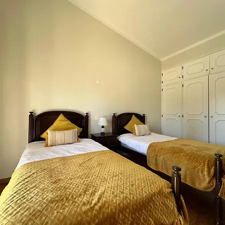 Quinta Oliveiras Holiday home Espiche