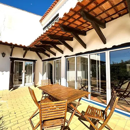 Holiday home Quinta Oliveiras Espiche